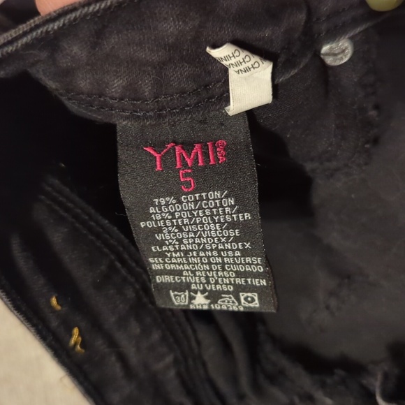 Black jean shorts high rise - Picture 3 of 3